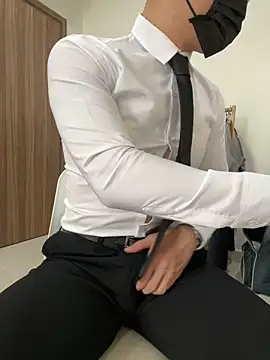 harrylouis1357 online show from December 2024 09:13:01 AM