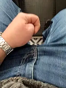 A man in public online show from March 2026 12:18:01 PM