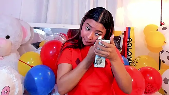 Snapshot of JessyZoe chatting on June 2026 12:13:02 AM JessyZoe online show from June 2026 12:13:02 AM