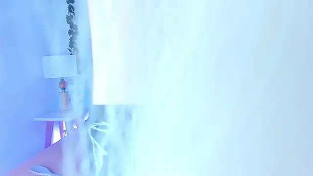 Snapshot of SophieHill_gh chatting on January 2025 11:07:01 PM SophieHill gh online show from January 2025 11:07:01 PM