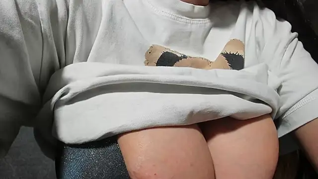 SexxyMeriem online show from March 2025 04:21:01 PM