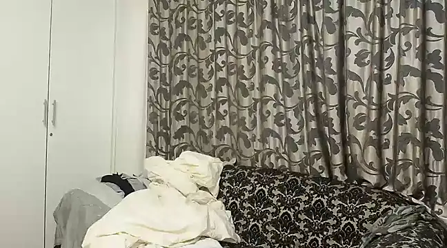 Snapshot of karmicQueen669 chatting on January 2025 08:31:02 PM karmicQueen669 online show from January 2025 08:31:02 PM