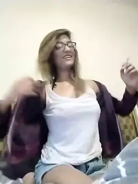 Snapshot of karmicQueen669 chatting on April 2026 03:51:01 PM karmicQueen669 online show from April 2026 03:51:01 PM