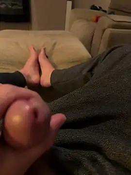 Snapshot of Feettlover69 chatting on June 2026 07:59:01 PM Feettlover69 online show from June 2026 07:59:01 PM