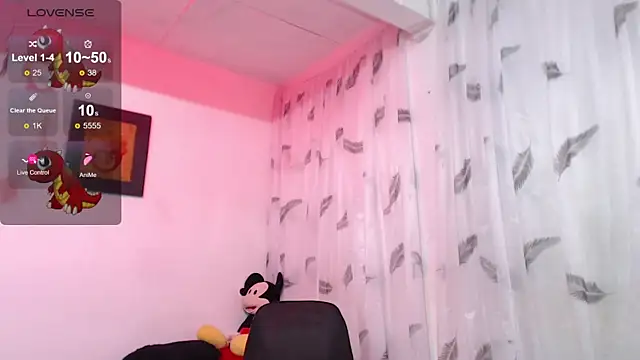 Snapshot of tania_060101 chatting on January 2025 09:31:01 PM tania 060101 online show from January 2025 09:31:01 PM