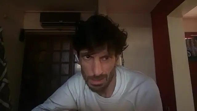 Snapshot of nicolaaaaas chatting on February 2026 10:44:02 AM nicolaaaaas online show from February 2026 10:44:02 AM