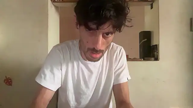 Snapshot of nicolaaaaas chatting on February 2026 05:31:01 PM nicolaaaaas online show from February 2026 05:31:01 PM