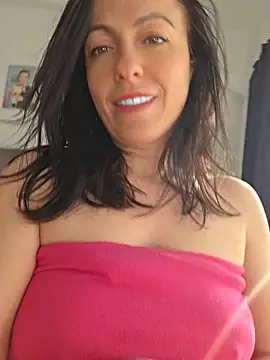 Snapshot of lovewildguy1 chatting on May 2026 04:42:02 AM lovewildguy1 online show from May 2026 04:42:02 AM