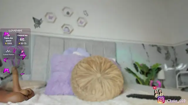 christal cutee online show from March 2026 04:05:01 AM