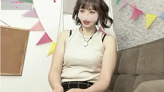 Snapshot of A33-asami chatting on May 2026 02:28:01 AM A33-asami online show from May 2026 02:28:01 AM