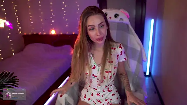 Kamila icee online show from January 2026 08:45:01 PM