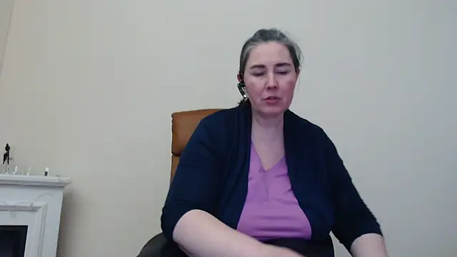 MilfGina online show from March 2025 08:37:01 PM