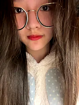 Krixxi22 online show from December 2025 11:04:02 AM