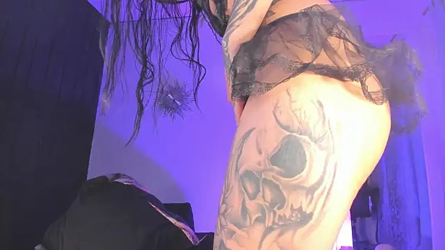 sam carsonx online show from November 2025 10:31:02 PM