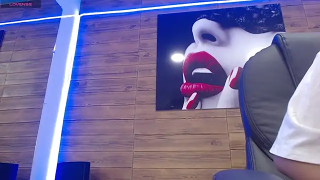 Snapshot of Ashlyeegray chatting on February 2025 04:29:01 AM Ashlyeegray online show from February 2025 04:29:01 AM