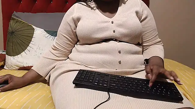Snapshot of MIGHTYASSS chatting on July 2026 07:27:02 AM MIGHTYASSS online show from July 2026 07:27:02 AM