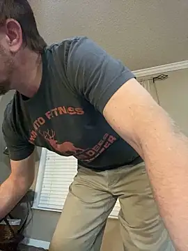 Snapshot of Realybigdill chatting on November 2025 03:37:02 AM Realybigdill online show from November 2025 03:37:02 AM