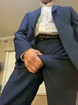 Snapshot of Realybigdill chatting on November 2025 04:45:02 AM Realybigdill online show from November 2025 04:45:02 AM