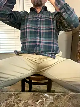 Snapshot of Realybigdill chatting on December 2025 04:18:02 AM Realybigdill online show from December 2025 04:18:02 AM