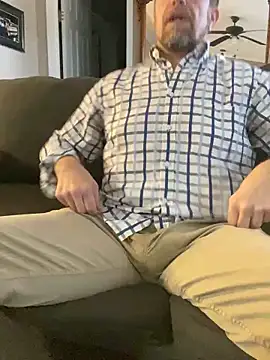 Snapshot of Realybigdill chatting on December 2025 06:47:01 PM Realybigdill online show from December 2025 06:47:01 PM