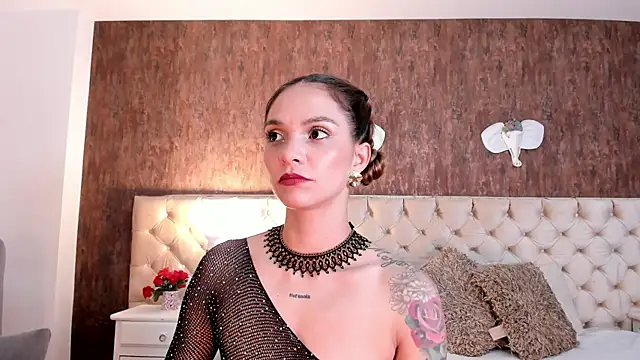 MeganLorensx online show from May 2026 10:39:01 PM