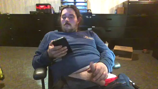 daddysmalldick502 online show from April 2026 05:14:01 PM