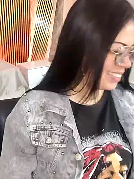 martinna tay online show from April 2026 03:15:02 AM