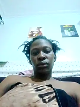 Snapshot of LOVELY-2BERRY chatting on May 2026 11:43:01 PM LOVELY-2BERRY online show from May 2026 11:43:01 PM