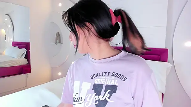 AliceHanz online show from February 2025 04:17:02 AM