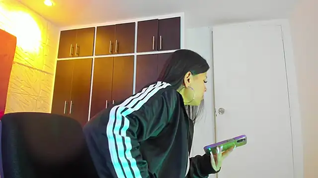 Charlotte Ice1 online show from March 2025 03:58:02 PM