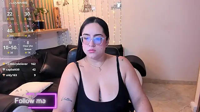 Snapshot of Sofiia_davis23 chatting on May 2026 02:00:01 PM Sofiia davis23 online show from May 2026 02:00:01 PM