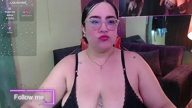 Snapshot of Sofiia_davis23 chatting on May 2026 01:28:01 PM Sofiia davis23 online show from May 2026 01:28:01 PM
