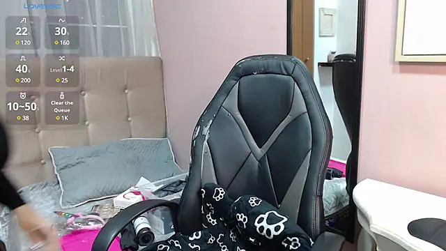 Snapshot of Alex_flair chatting on March 2025 08:02:02 AM Alex flair online show from March 2025 08:02:02 AM