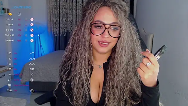  Just a queen 3 online show from January 2026 05:49:02 PM