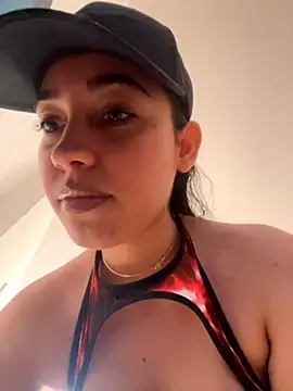 Snapshot of Amy_Sin chatting on September 2025 03:24:01 PM Amy Sin online show from September 2025 03:24:01 PM