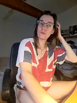 SpiceLea online show from February 2025 02:59:02 PM