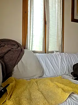 SpiceLea online show from October 2025 09:43:02 AM