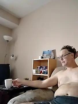 DARemo42O online show from December 2024 06:16:01 PM