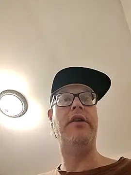 DARemo42O online show from January 2025 12:46:02 PM