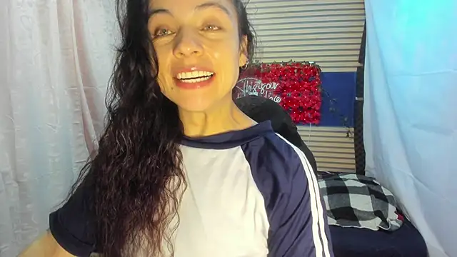 Snapshot of rosse_2504 chatting on April 2026 11:23:02 AM rosse 2504 online show from April 2026 11:23:02 AM