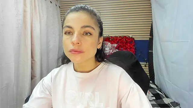Snapshot of rosse_2504 chatting on June 2026 01:24:02 PM rosse 2504 online show from June 2026 01:24:02 PM