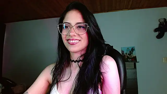 Ary Pieerce online show from November 2025 10:55:02 PM