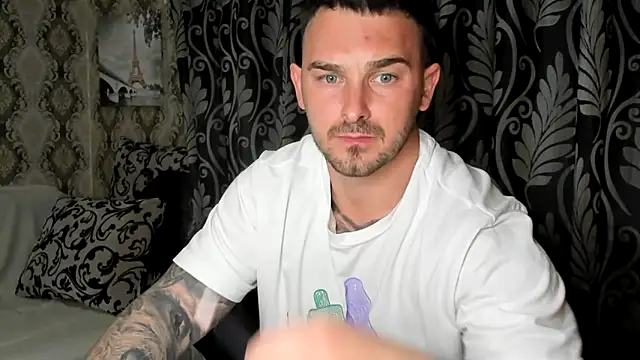 Jonmusclemaster online show from April 2026 08:10:02 PM