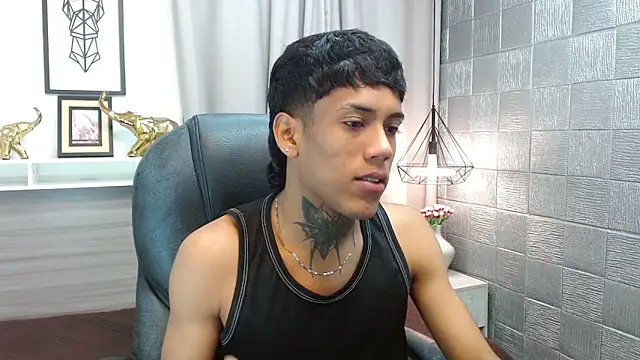 Snapshot of Alan_Cute18 chatting on February 2026 12:58:01 PM Alan Cute18 online show from February 2026 12:58:01 PM