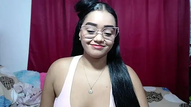 Snapshot of kiara_milf_ chatting on April 2026 08:31:01 PM kiara milf online show from April 2026 08:31:01 PM