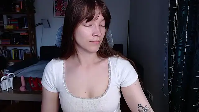 Snapshot of kenzie_x chatting on July 2026 04:17:02 AM kenzie x online show from July 2026 04:17:02 AM