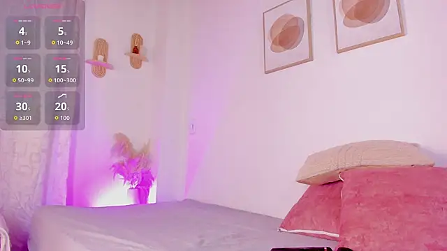 Mia 222 online show from November 2025 11:08:02 AM