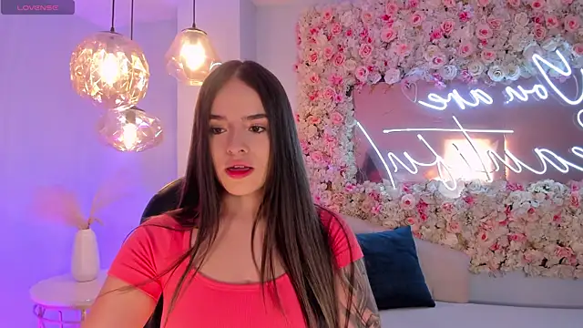 DonnaStonne online show from October 2025 10:43:01 PM