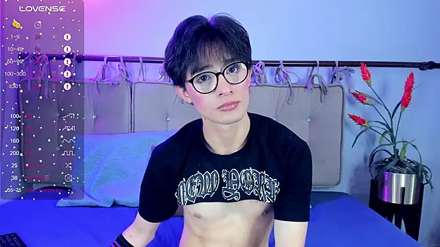 Snapshot of cherryy_boy chatting on June 2026 11:05:02 PM cherryy boy online show from June 2026 11:05:02 PM