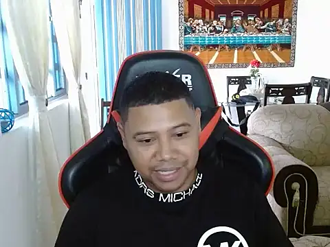 Hoowar2012 online show from October 2025 05:02:02 PM